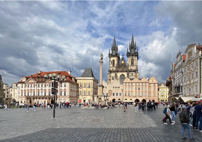 Prag Eski Şehir Meydanı (Old Town Square)